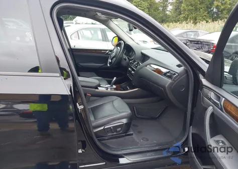 2017 BMW X3 xDrive28I z USA, uszkodzony, nr VIN 5UXWX9C33H0T23548